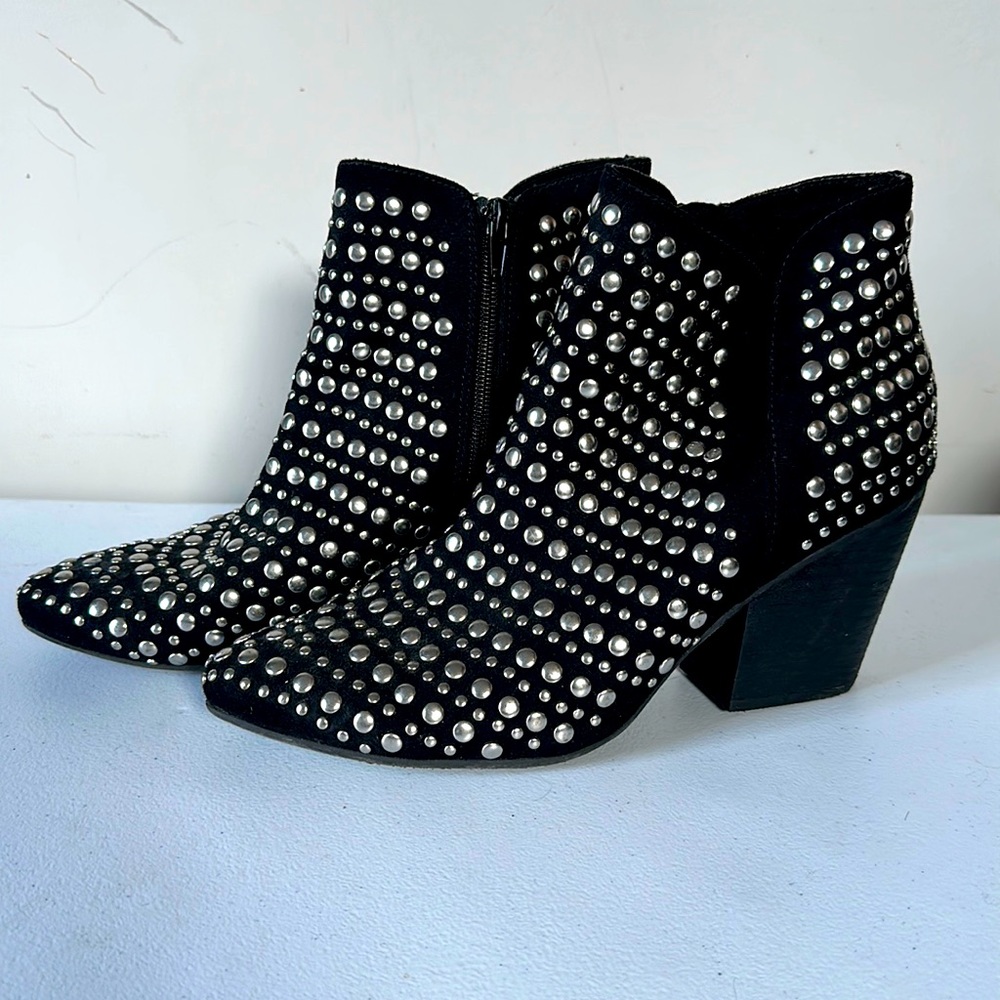 Naughty Monkey booties Size 8.5 US